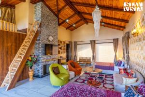 StayVista at The Kafal Villa with BBQ & Lawn