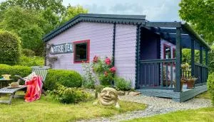 The Fabulous flower hut - 拉恩