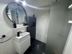 Elegante y Moderno Monoambiente