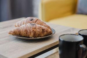 Lovely Penthouse in ST Pauls by Homely