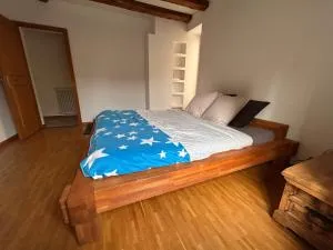 La Chambre - Travers