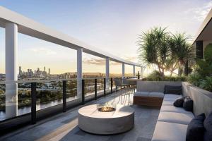 River & City View Apt near Brisbane Airport with Infinity Pool, Spa, Sauna, Steam Room