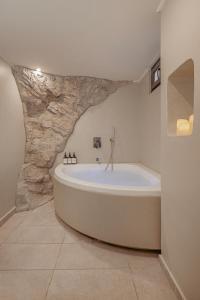 Noema Lindos - Athena Apartment