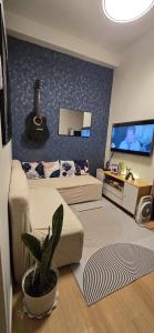 Strum & Stay, A Cozy Music Themed Staycation in QC