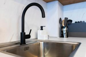 Arena Luxe Retreat, FREE Parking