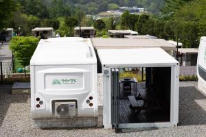 Almaengyi Caravan Glamping