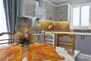 Spacious Villa for Large Families - Egeden 2