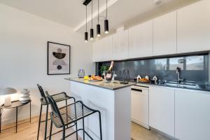 XPCE URBAN 14 MALAGA SKYLINE - Parking Free