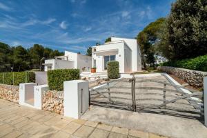 Villa con piscina en Cala Galdana