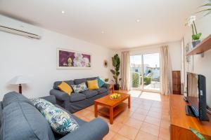 Villa con piscina en Cala Galdana