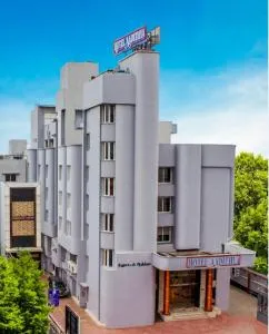 Hotel Aadithya - Nerkunram
