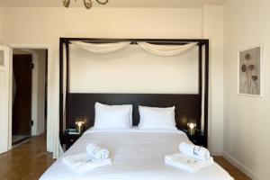 The 2BDR Crimson Crib The Heart Of Heliopolis