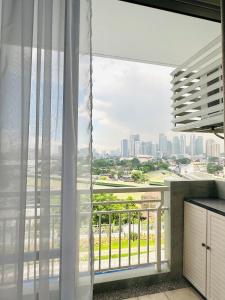 Cozy Escape Satori Residences Santolan