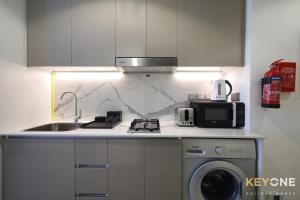 Elegant Living at Azizi Riviera Studio