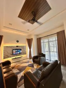 Homestay Husna - Kampong Molek