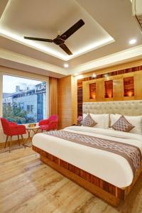 Just Renovated - Hotel Krishna Palace With Parking & 2 Mins Walk from Metro