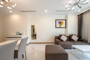 Vinhomes Central Park - Serviced Apartments