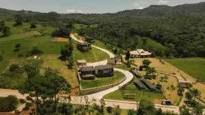 Taquaras Huts - elegância em acomodação rural - 兰舒凯马杜