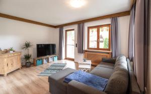 Neu! Sonnige Terrassen-Ferienwohnung in den Bergen