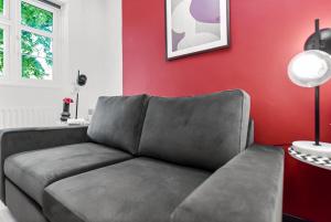 Trendy Finchley 2 bed Gem slp 6 with free parking