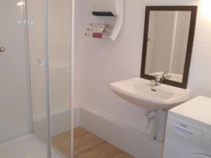 T2 Climatisé Près des Thermes, Wifi, Confort Moderne – Balaruc-les-Bains - FR-1-553-44