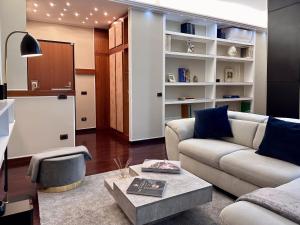 Deluxe Multispace apartment with green terrace