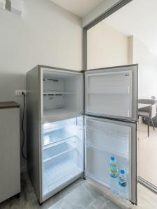 1BR Apt - Pool, Gym, Rooftop, BTS, Coworking Space - 10 min Nana Plaza - Central - New Building - 24 7 Security