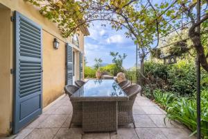 B&B / Chambres d'hotes Domaine Picasso : photos des chambres