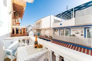 Malagasuite El Levante Apartments - La Carihuela