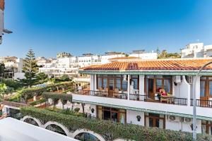 Malagasuite El Levante Apartments