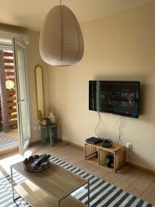 Appartement avec bacon et piscine