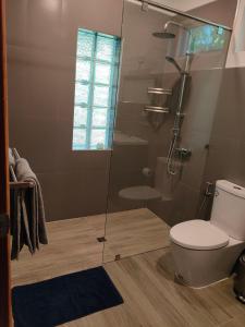 The Leaf Bankrut - Cosy Cottage