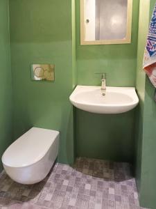 Marinas Garden Nests - Holiday Bliss Getaways