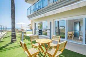 Amatista Oceanfront Stay Terrace & Sea Views