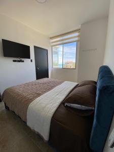 Depa en Salinas en condo privado a una calle del mar con parqueo