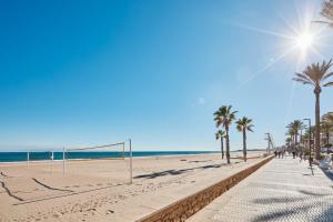 Beachfront apartment with private Taberna - By Welcomely