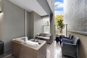 Stylish City Escape with Private Courtyard