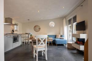 NEW Hello Zeeland - Cozy Country Cottage