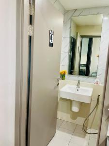 The base Central Pattaya 991 by Numam