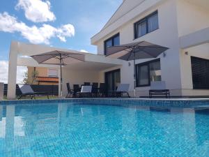 Ferienhaus Mit Privatem Pool In Ruhiger Lage