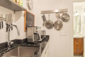 Lovely Studio Next to Prudential & Newbury St