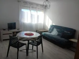 Superbe appartement avec parking privatif - 卡奥尔