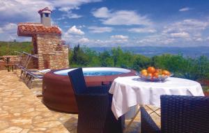 VillaBlu1 Doppelhaushälfte Seaview, Pool