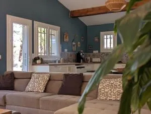 Villa Serenité avec Piscine au Coeur du Luberon - La Bastidonne