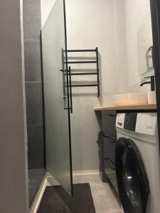 Appartements Le Coteau city center near train station : photos des chambres
