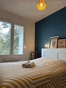 Appartements Le Coteau city center near train station : photos des chambres