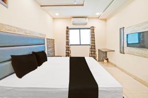 Hotel O Shri shiva palace