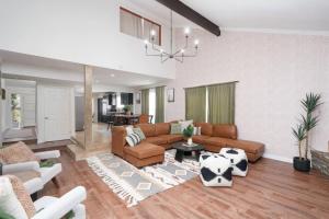 Hidden Oasis Mini Golf MovieRoom POOL