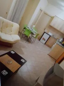 Beautiful 1-Bed House - Lymbia