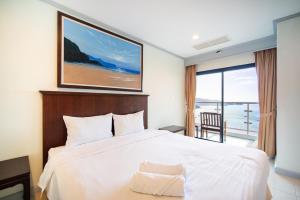 Patong tower superior Seaview 3BR 2402